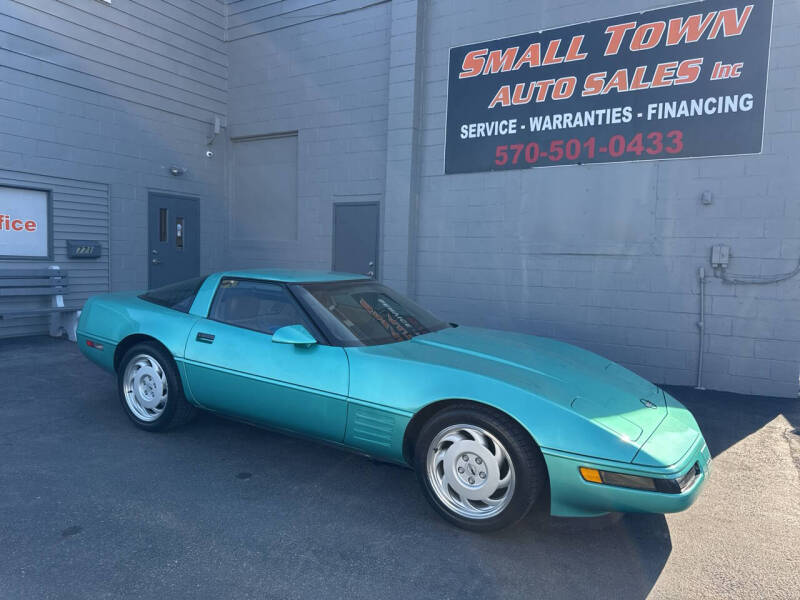1991 Chevrolet Corvette for sale at Small Town Auto Sales Inc. in Hazleton PA