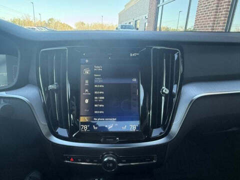 2019 Volvo S60 T5 Momentum