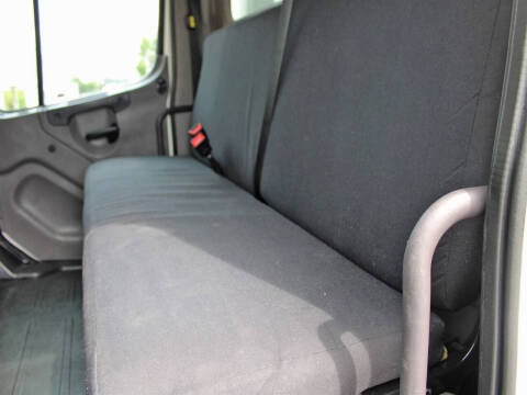 2018 Freightliner M2 106