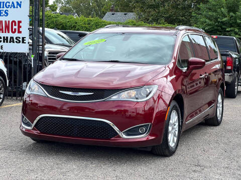 2020 Chrysler Pacifica Touring L