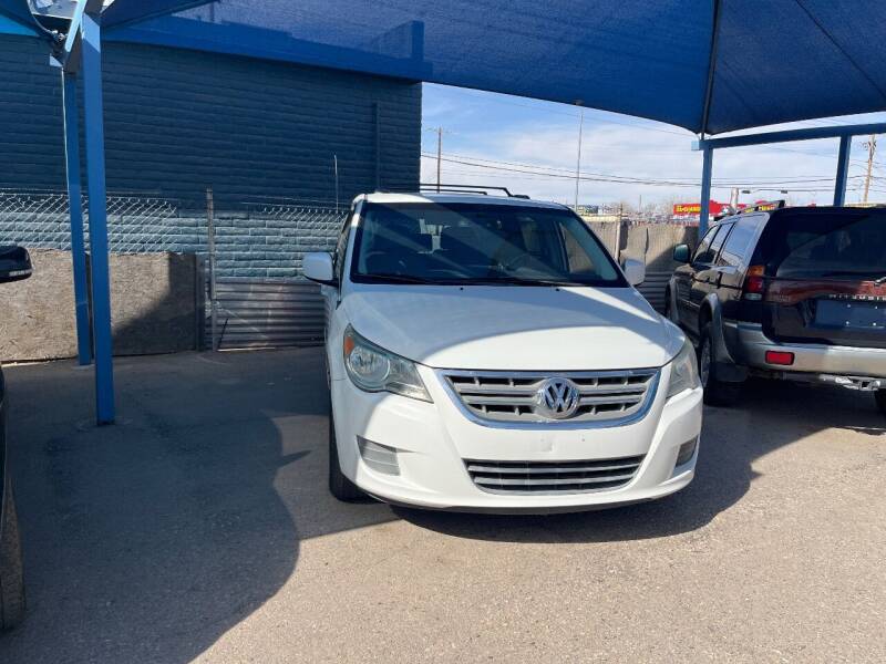 2011 Volkswagen Routan for sale at Autos Montes in Socorro TX