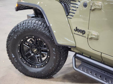 2025 Jeep Gladiator NightHawk