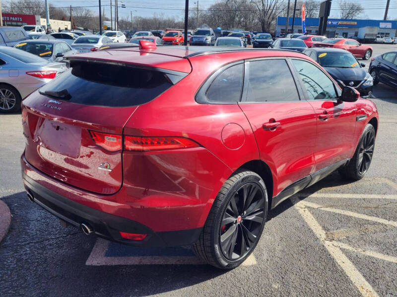 2017 Jaguar F-PACE S