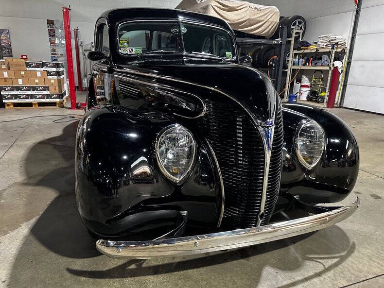 1938 Ford Deluxe