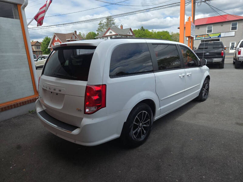 2015 Dodge Grand Caravan R/T
