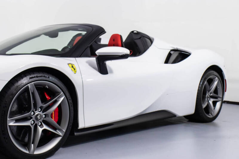 2024 Ferrari SF90 Spider