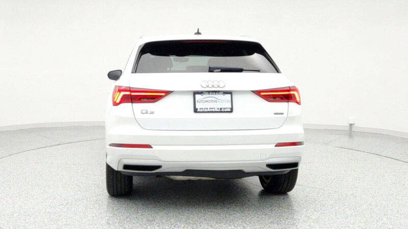 2020 Audi Q3 quattro Premium 45 TFSI