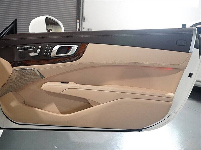 2015 Mercedes-Benz SL-Class 55
