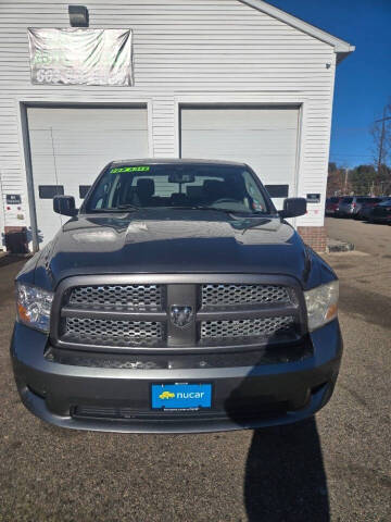 2012 RAM 1500 ST