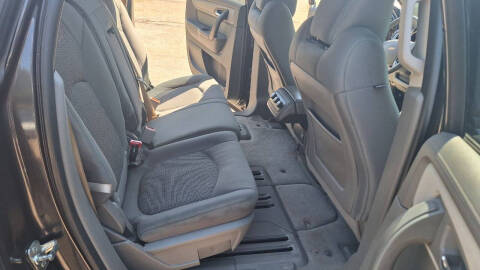 2017 Chevrolet Traverse LS