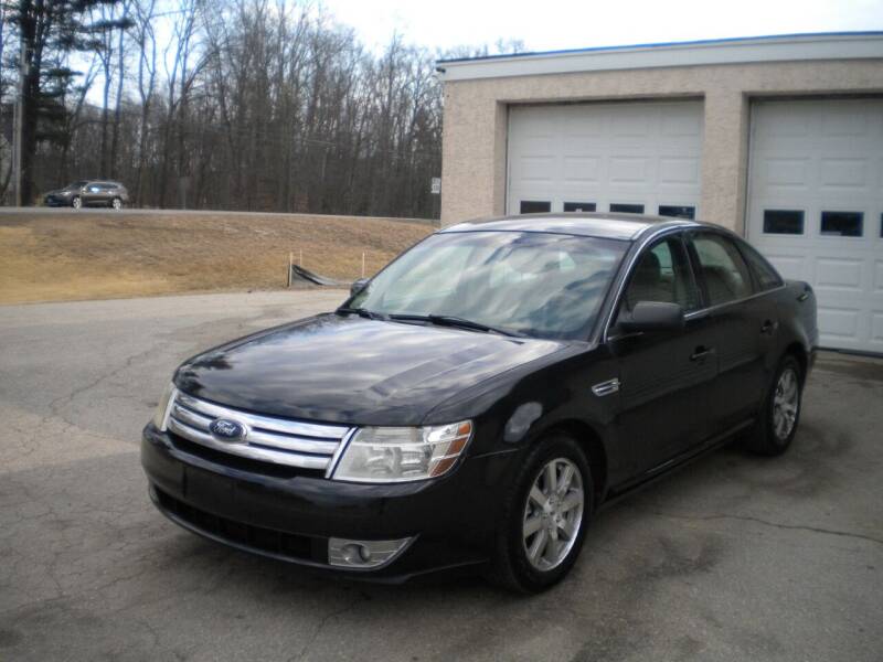 2009 Ford Taurus for sale at Route 111 Auto Sales Inc. in Hampstead NH