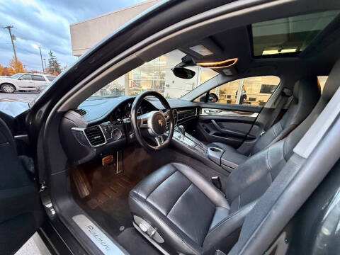 2012 Porsche Panamera
