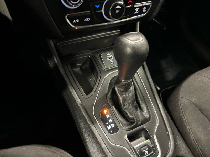 2021 Jeep Cherokee Latitude