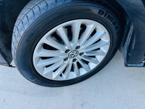 2016 Volkswagen Passat