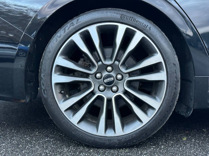 2018 Lincoln Continental Select