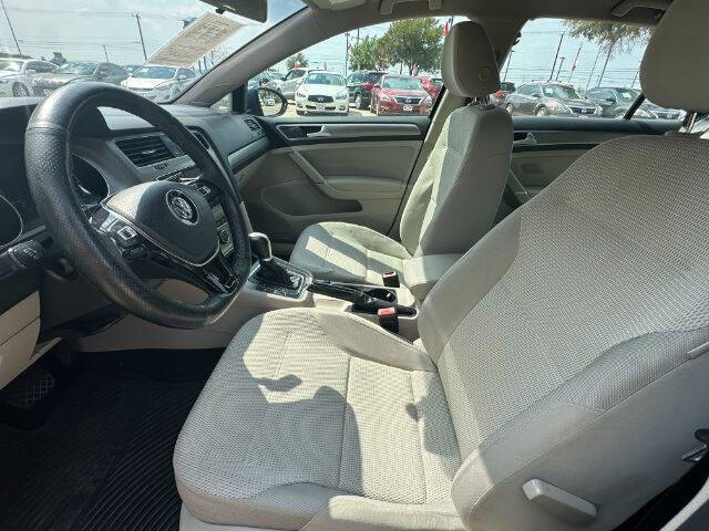 2016 Volkswagen Golf