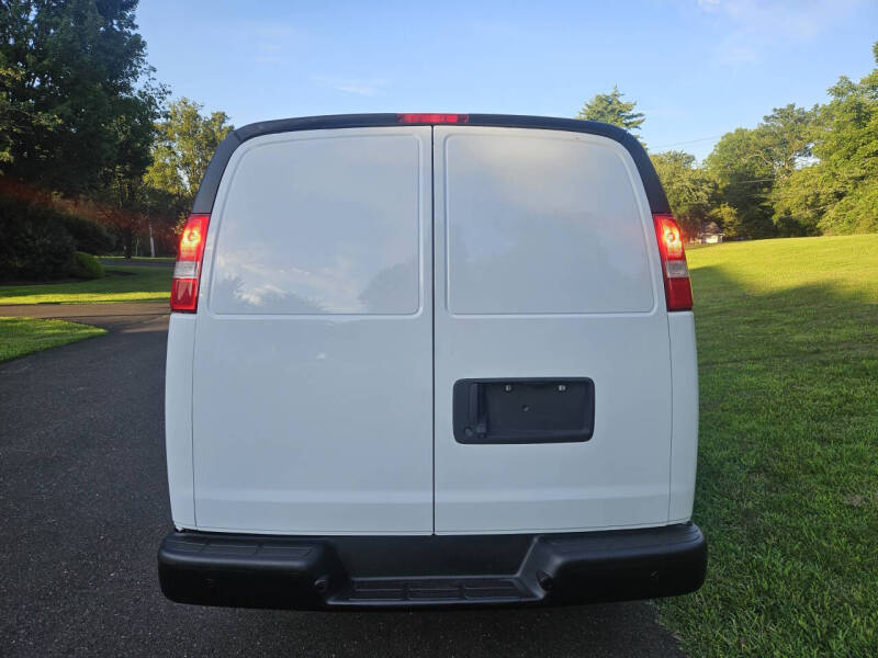 2021 Chevrolet Express 2500