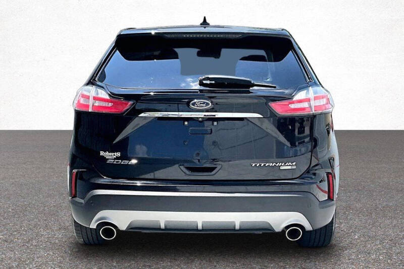 2019 Ford Edge Titanium