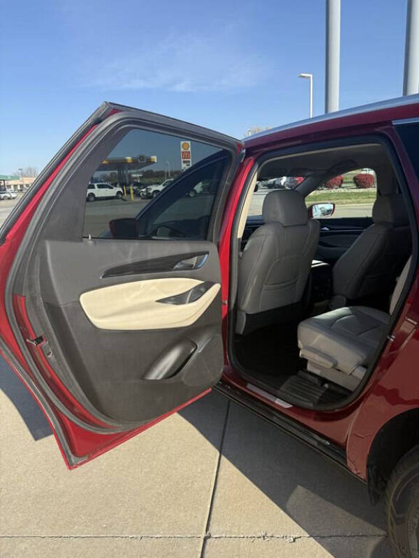 2018 Buick Enclave Essence