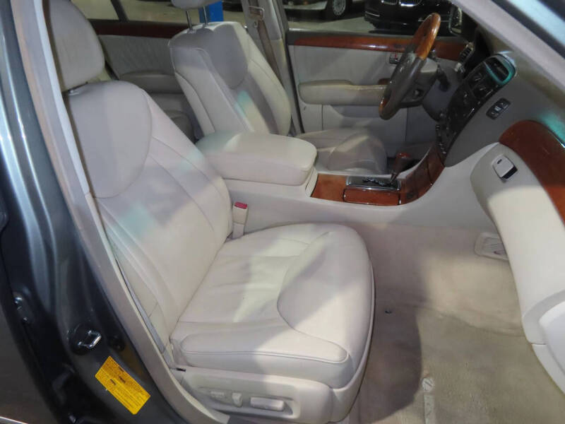 2002 Lexus LS 430