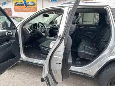 2012 Jeep Grand Cherokee Laredo X