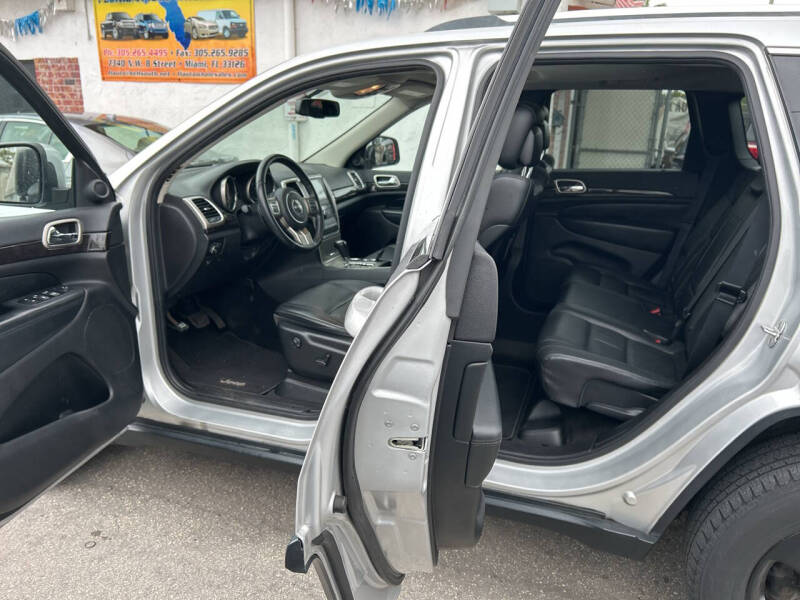 2012 Jeep Grand Cherokee Laredo X