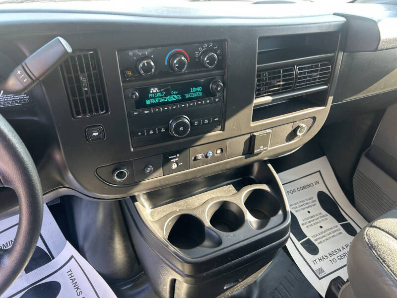 2021 GMC Savana 2500