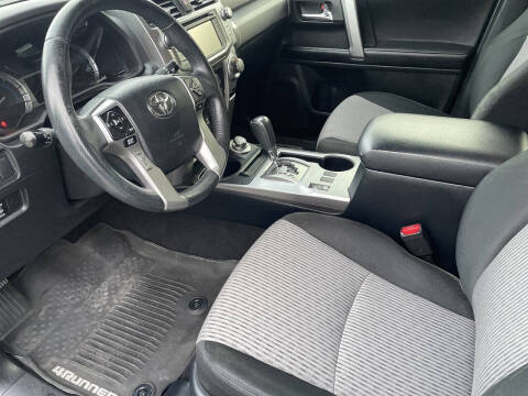 2017 Toyota 4Runner SR5