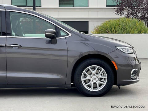 2021 Chrysler Pacifica Touring L