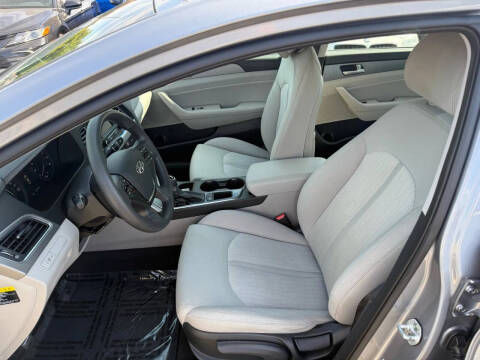 2016 Hyundai Sonata Hybrid SE