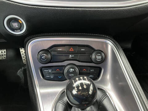 2015 Dodge Challenger R/T