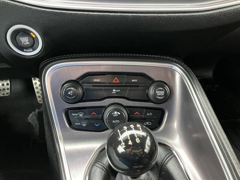 2015 Dodge Challenger R/T