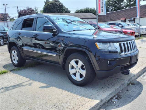 2013 Jeep Grand Cherokee for sale at Sunrise Used Cars INC in Lindenhurst NY