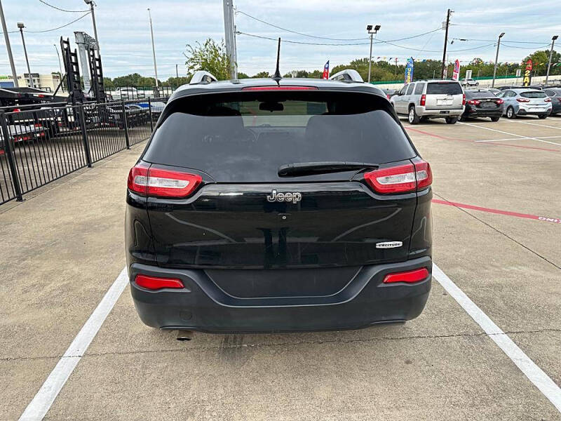 2018 Jeep Cherokee Latitude