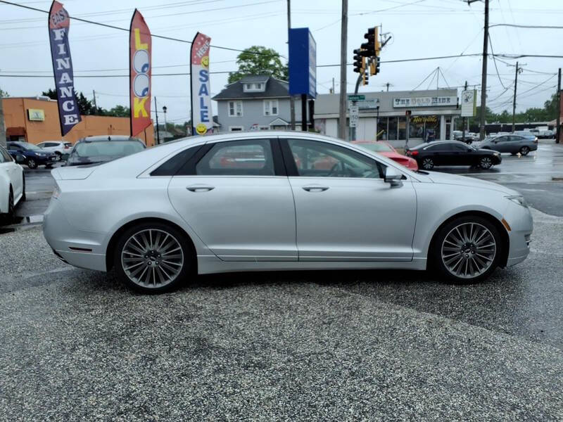 2016 Lincoln MKZ