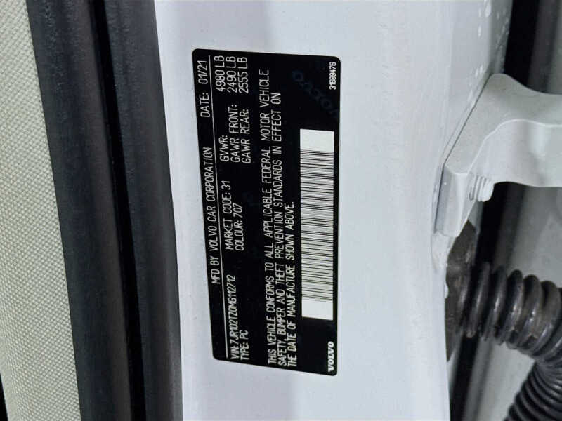 2021 Volvo S60 T5 Momentum