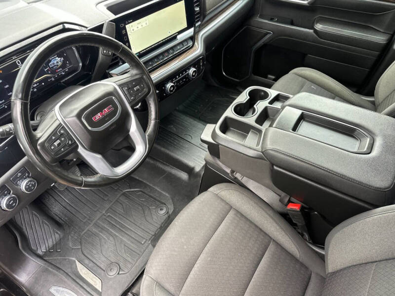 2023 GMC Sierra 1500