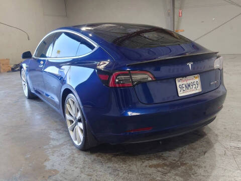 2018 Tesla Model 3 Performance