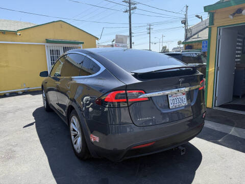 2016 Tesla Model X 90D