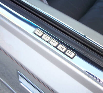 1988 Lincoln Town Car Signature