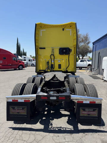 2022 Peterbilt 579