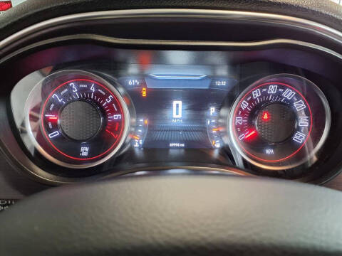 2017 Dodge Challenger SXT