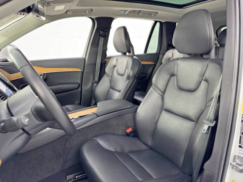 2021 Volvo XC90 Recharge T8 Inscription Expression 6P