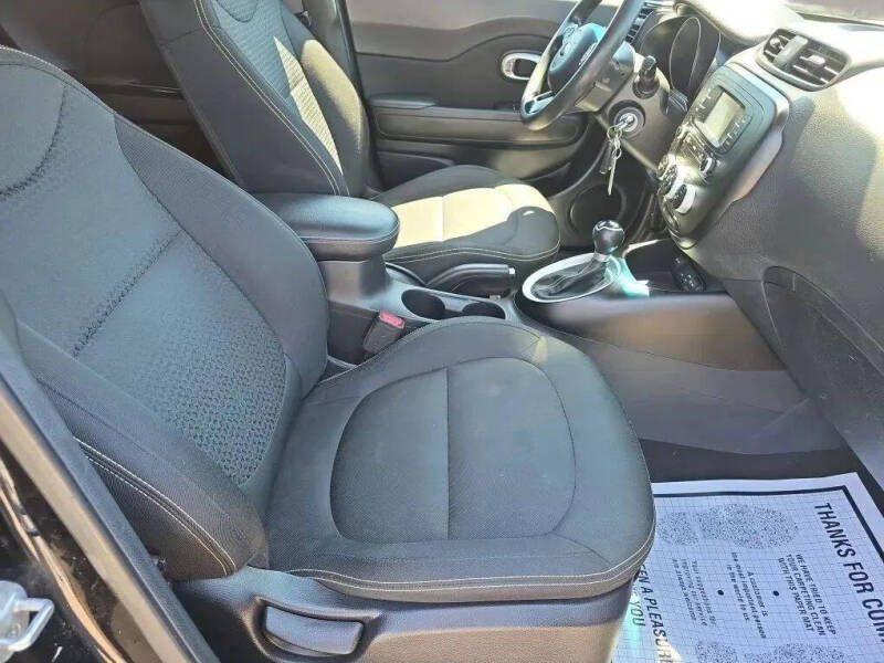 2016 Kia Soul +