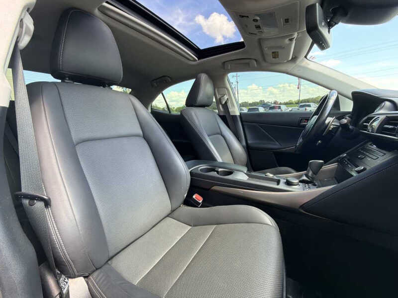 2017 Lexus IS 300