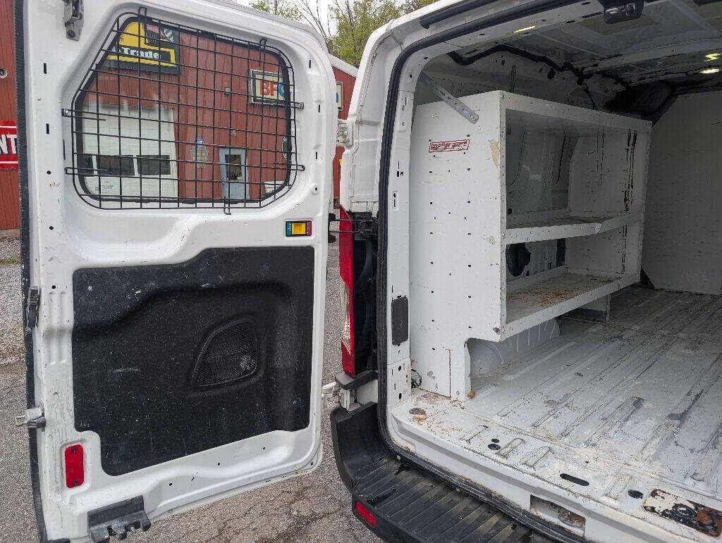 2017 Ford Transit 29