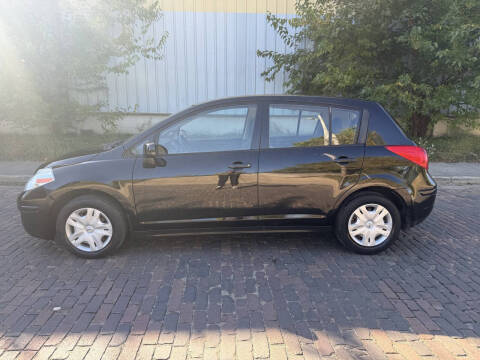 2011 Nissan Versa 1.8 S