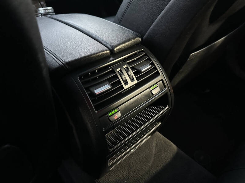 2015 BMW 5 Series 528i xDrive