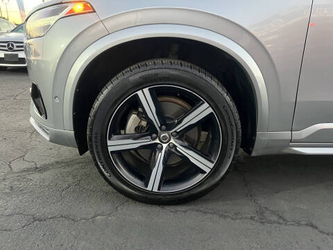 2018 Volvo XC90 T6 R-Design