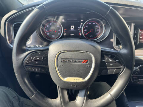 2017 Dodge Charger SE